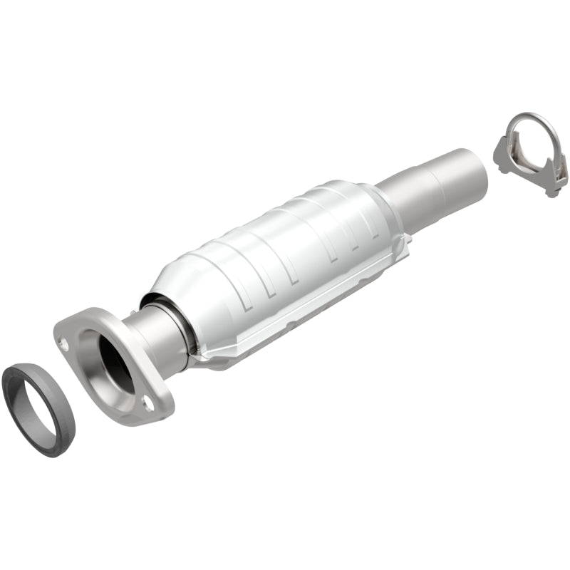 MagnaFlow Direct Fit Catalytic Converter 04 Toyota Sienna 3.3L