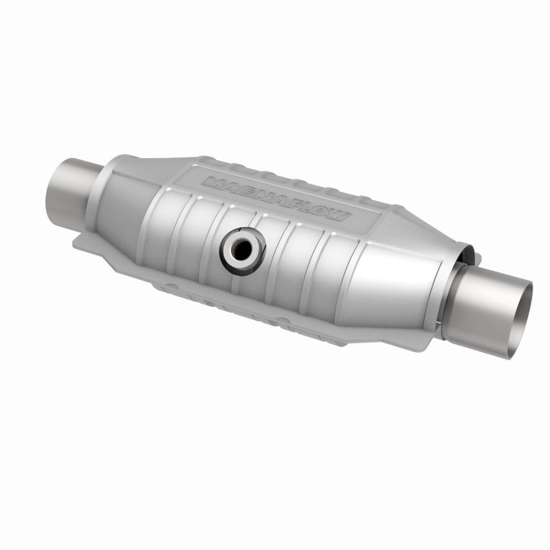 MagnaFlow Universal Catalytic Converter 2.50 Mid O2 Rear