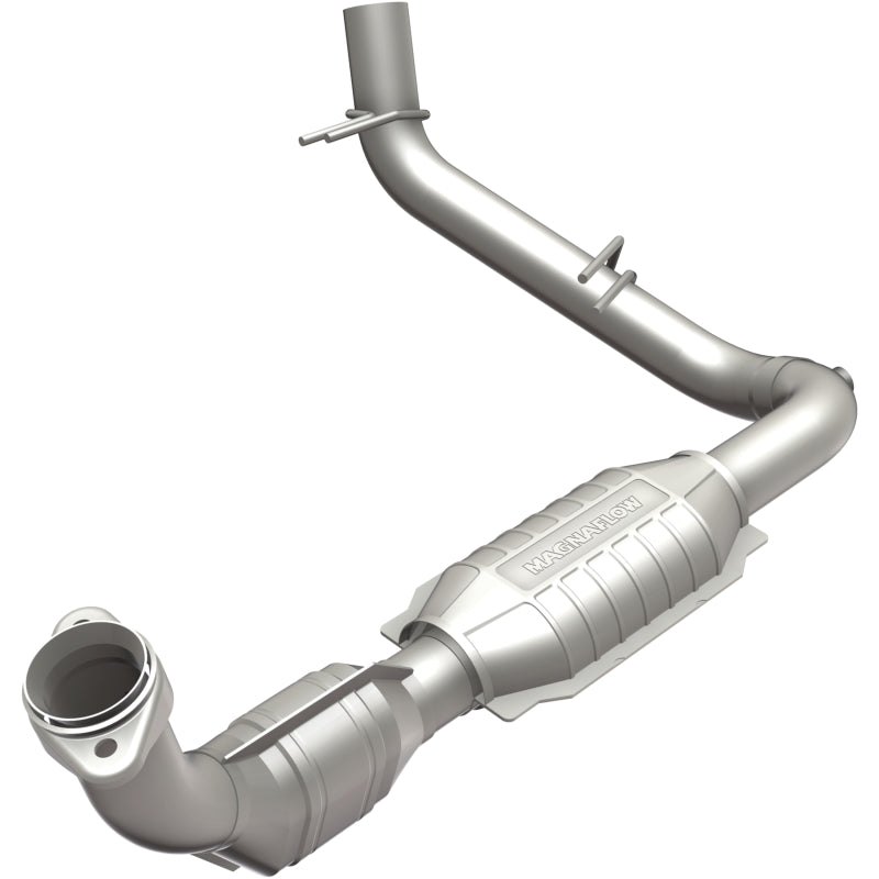 MagnaFlow Direct Fit Catalytic Converter 97-98 Ford Trucks 5.4L