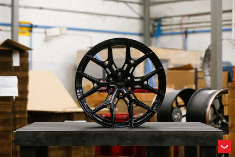 Vossen HF6-4 22x9.5 - 6x139.7 - ET20 - Deep Face - 106.1 - Tinted Gloss Black Wheel