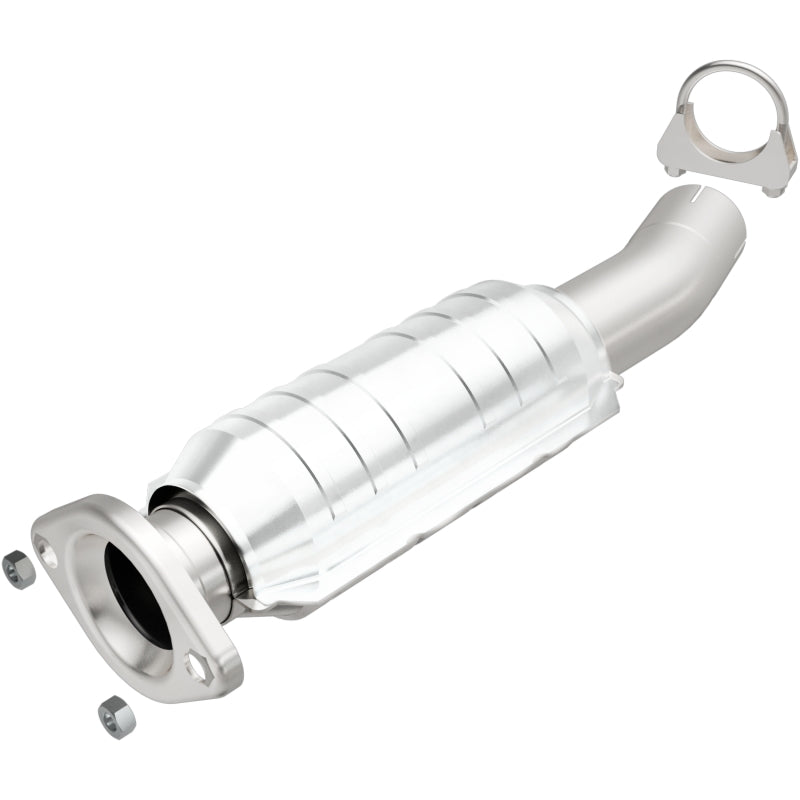 MagnaFlow Direct Fit Catalytic Converter 04 Toyota Sienna 3.3L