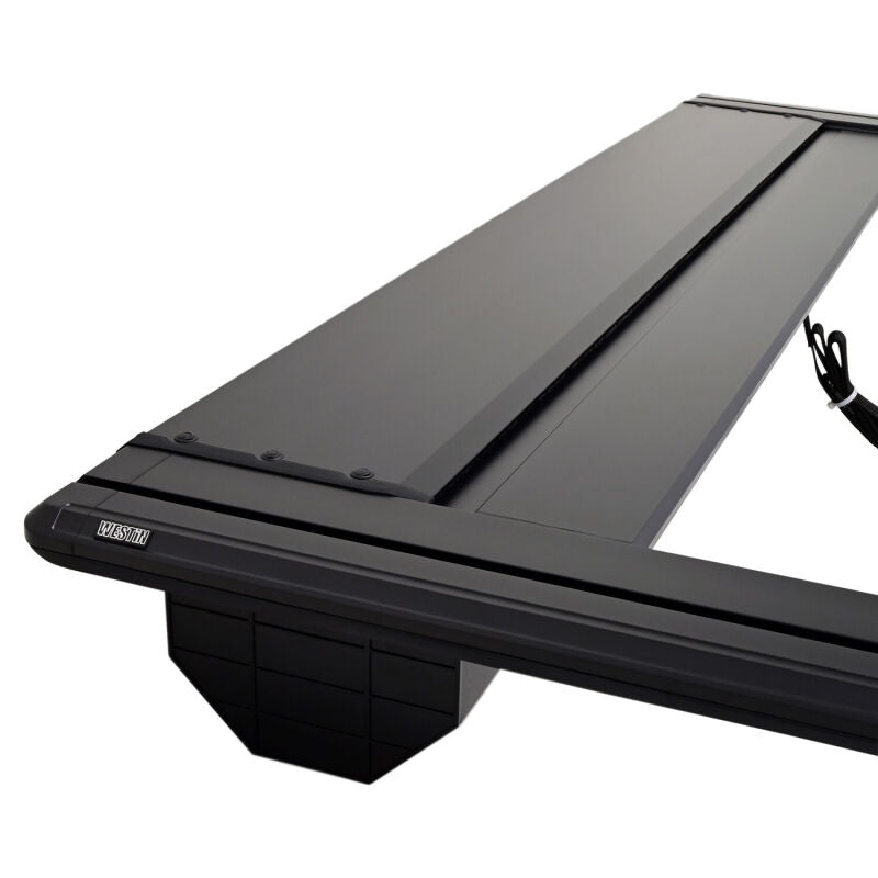 Westin 17-26 Ford F-250/F-350/F-450/F-550 SD 6ft 10in Bed Manual Retractable Tonneau Cover - Black