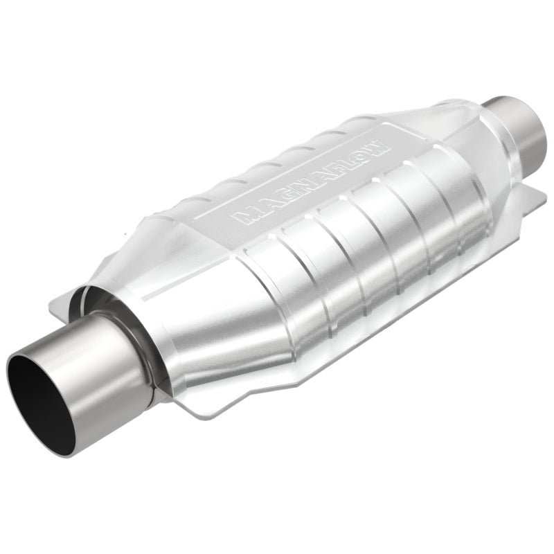 MagnaFlow Univ Cat Conv 3in Inlet/Outlet Center/Center Oval 12in Body L x 6.5in W x 16in Overall L