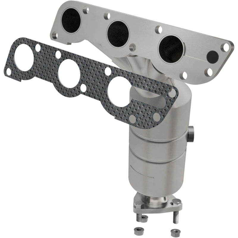 MagnaFlow Direct Fit Catalytic Converter 04-05 Suz Verona2.5 Manifold Front