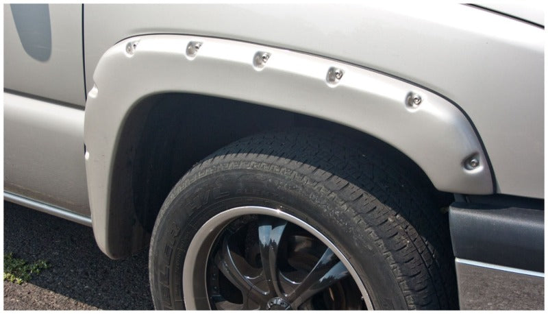 Husky Liners 03-06 Chevrolet Avalanche 1500/2500 w/o Body Hardware Pocket Style Fender Flares - 4pc