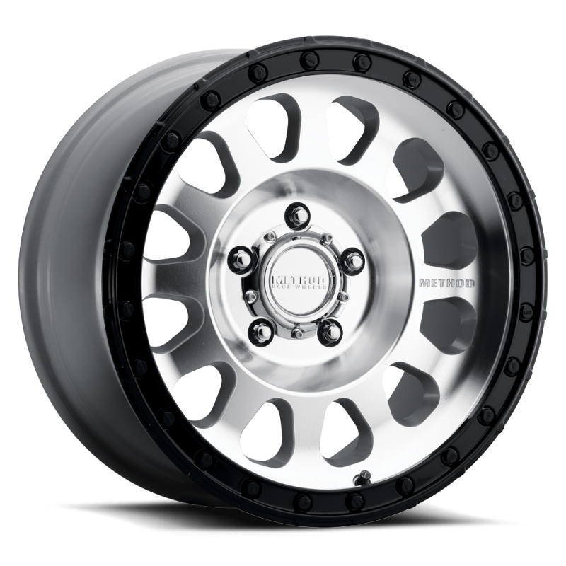 Method MR315 17x9 -12mm Offset 5x5 71.5mm CB Machined Wheel - Gloss Black Lip