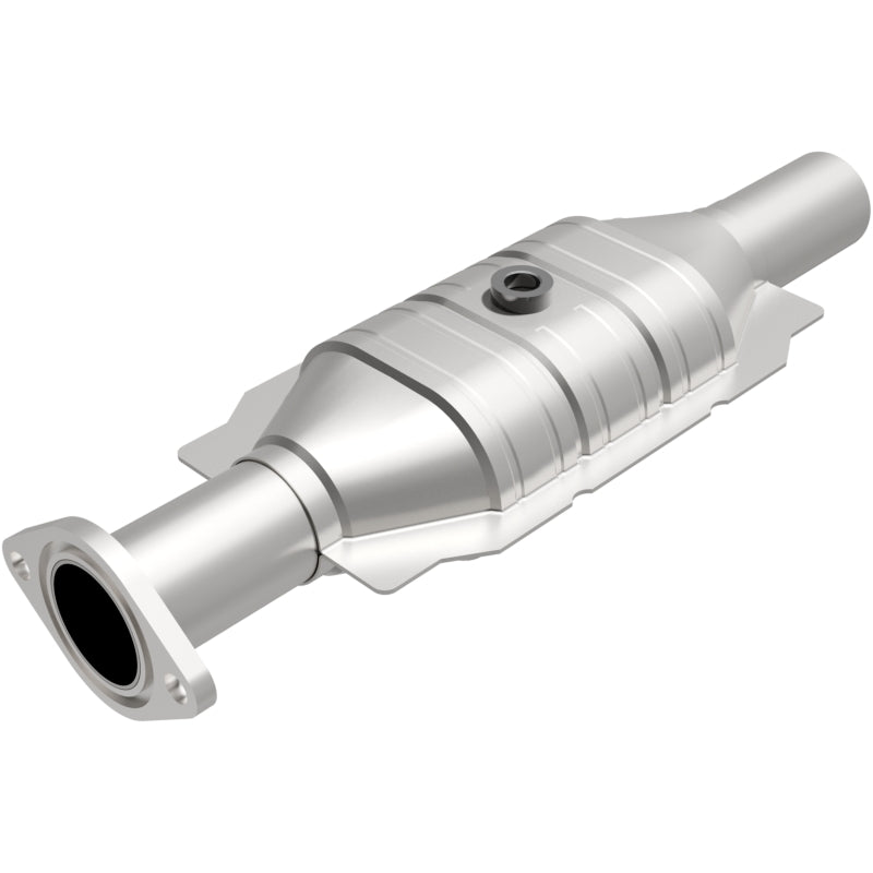MagnaFlow Direct Fit Catalytic Converter 10-12 Ford Fusion 2.5L