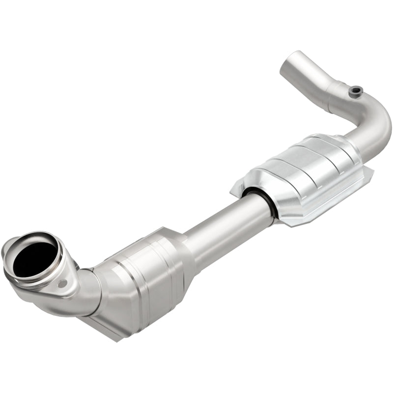 MagnaFlow Direct Fit Catalytic Converter 00-04 Ford E150 4.6L D/S