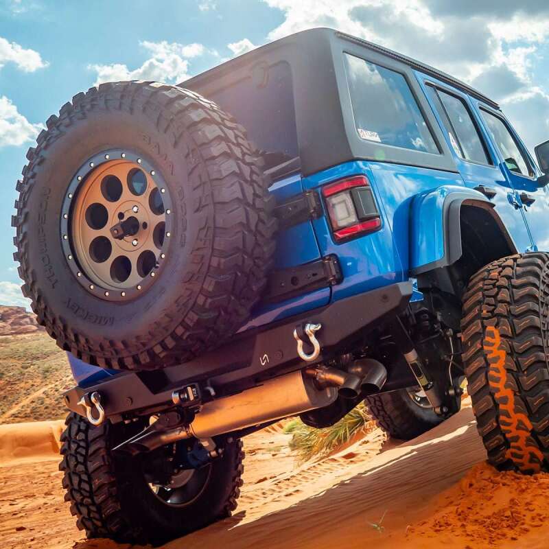 Turn Offroad 18+ Jeep JL 4-Door Fastback Hardtop - White